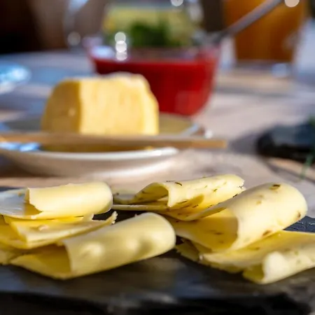 Sommerhotellet Nocleg ze śniadaniem 3*